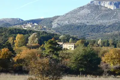 Image de calme et air pur prés des gorges du Verdon animaux de compagnie acceptes  n°  37