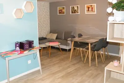 Image de Meublé classé 3 étoiles en Rdc, pour 2 personnes, peut accueillir 4 personnes.