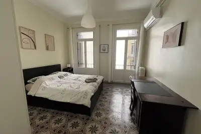 Image de Coeur De Ville - Spacieux T4 Climatise De 82m2 Prox. Pl. Castellane/Prado -3 Chb