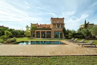 Image de Villa de Luxe Samanah avec Piscine Privée et Golf
