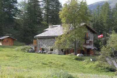Image de Gite 6 pl au Chalet de La Tourna, 1670m au départ des randos