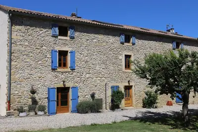 Image de Quatre cottages indépendants dans un ancienne ferme, avec piscine – ‘Bordeaux’