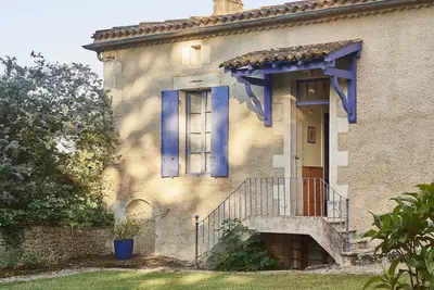 Image de Estuaire Gironde - Proche Blaye Dans les vignes à 1 km tous commerces Gite 75m²