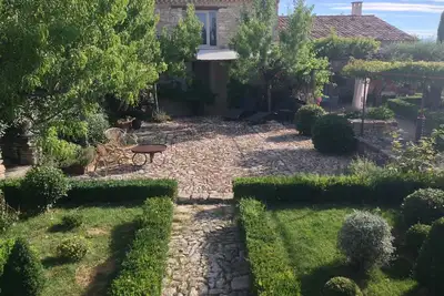 L Agace Gîte de 2 personnes avec piscine