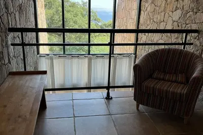 Image de Maison de caractère en pierre de taille corse vue mer, été comme hiver!