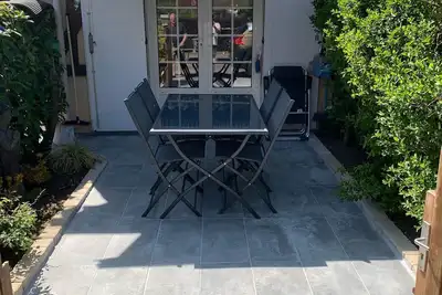 Image de Charmant Cottage à 5 minutes de la plage 🏖