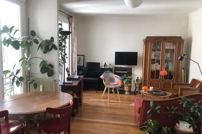 Image de Paris 20, MÉNILMONTANT, Proche Metro, Ideal Pour Etre Au Calme Au Coeur De Paris