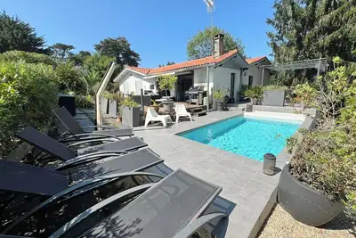 Image de Villa haut standing à Bidart – Piscine & plage du Pavillon Royal à pied