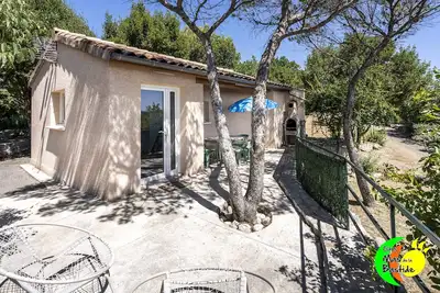 Image de Modern cottage, swimming pools, playground, village of enclosed and tree-lined cottages