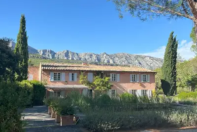 Image de Mas provençal piscine tennis privés, vue Sainte Victoire proche Aix en Provence