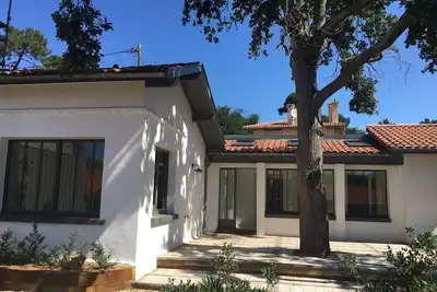 Image de Maison chic et élégante à 5mn de la plage, entièrement refaite en 2017