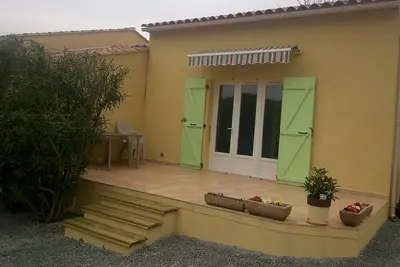 Image de Beau Studio MEUBLÉ En Villa