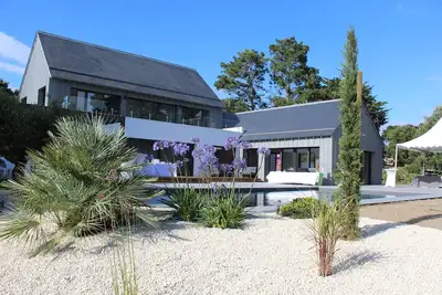 Image de 150m De La Plage, Maison Contemporaine Avec Piscine Chauffee - 14 Personnes