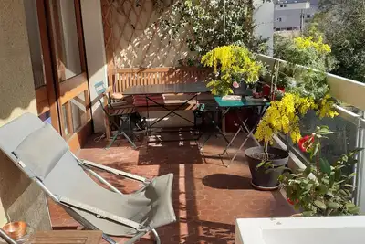Image de Idéal p festivaliers, 110m2, centre ville, grande terrasse sur jardin, au sud