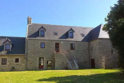 Image de Gîte cosy dans un manoir breton du XVIe, 500 m de la mer, au calme