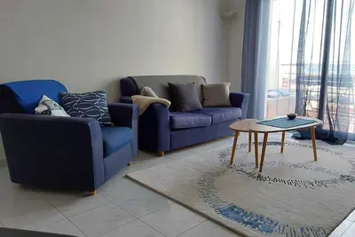 Image de appt  avec vue panoramique à 12 mn à pied de la plage et du centre ville