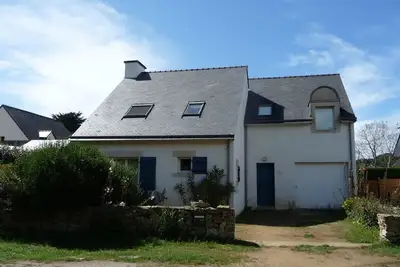 Image de 100 mètres de la plage de Kerbourgnec (côté baie)