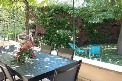 Image de Gite 6 personnes dans un domaine viticole - Avec accès piscine