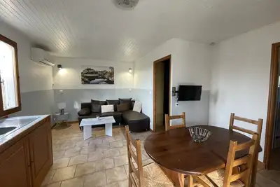 Image de Gîte moderne tout équipé, piscines, tennis, aire de jeux