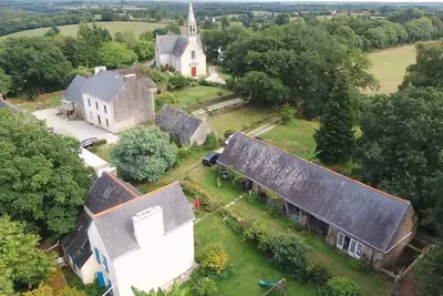 Image de Gite Mell, Maison familiale entre terre et mer : jardin, nature et tranquilité
