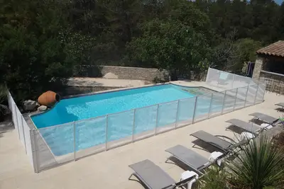 Image de Villa et verdure à Nimes