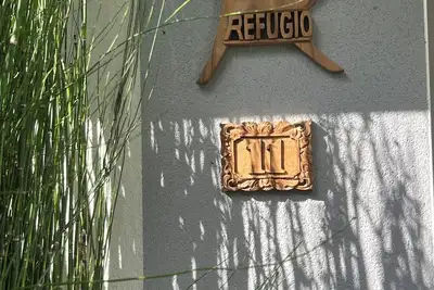 Image de Villa contemporaine plage piste site privilégié piscine