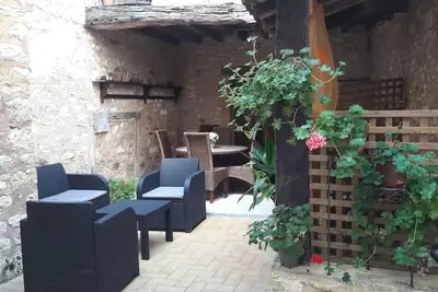 Image de Maison Au CŒUR D'Une  Bastide MÉDIÉVALE  Avec Patio OMBRAGÉ