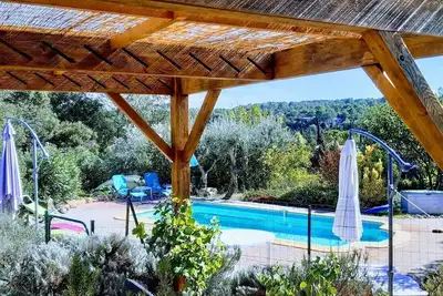 Meublé provençal 62m2 calme, piscine, enfants, animaux- Lorgues entre lac et mer
