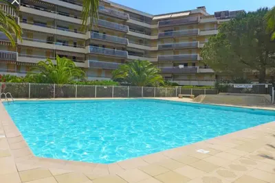 Image de St Raphaël /Frejus plage 40m2, piscine, 1 chambre, 150m plage