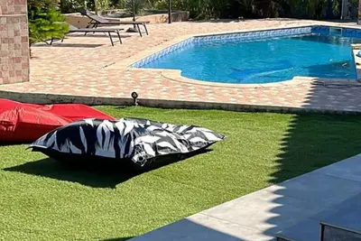 Image de Villa de plain pied 140m2 sur 2000m2 de terrain avec piscine