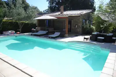 Image de villa de caractére en pierre typique Corse
