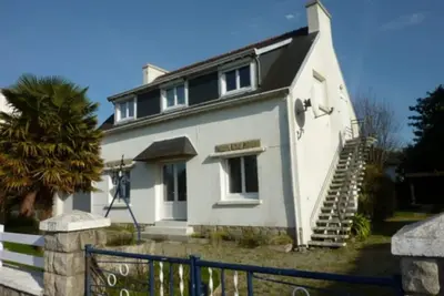 Image de F4025- Villa Avec Jardin, Proche Plage Et Centre De Voile, À Cap Coz