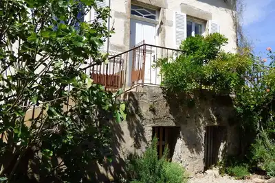 Image de Coquette maison de vacances sur grand terrain