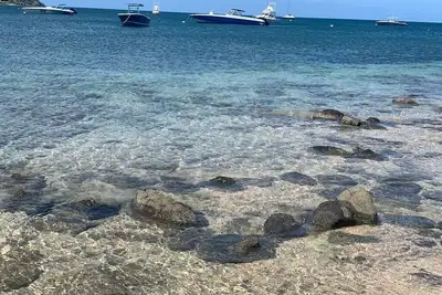 Image de Marche pour la magnifique plage de Oualie de cette Mer Villa