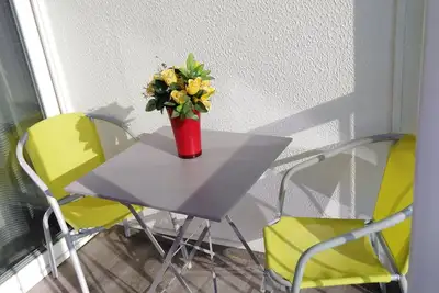 Tres Joli Studio Vue Sur Mer Et Etangs Et Canaux