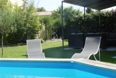 Image de Bastide 120m², résidence sécurisée, 3 ch (6 couchages), 1 sdb, piscine Hors sol
