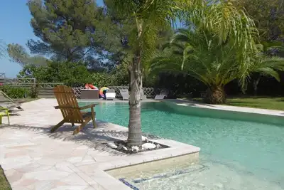 Image de Villa Ă six fours les plages avec piscine