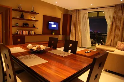 Image de 5 étoiles de luxe 2br dans le Coeur de la Ville
