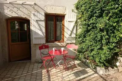 Image de Gite la Maison du Vivier. Maison de village en bord de Loire