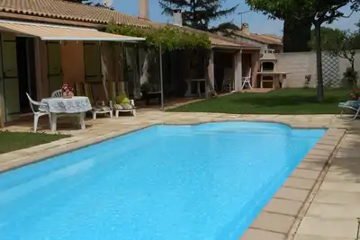 1Chbre privée avec grand lit (180)