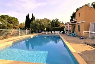Image de Beautiful villa near the sea, large swimming pool