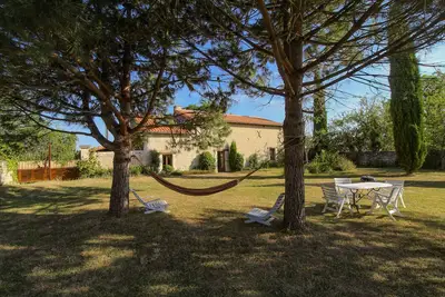 Image de Gîte fermette en pierres à la campagne