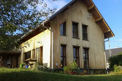 Image de maison contemporaine, parc regional de Chartreuse