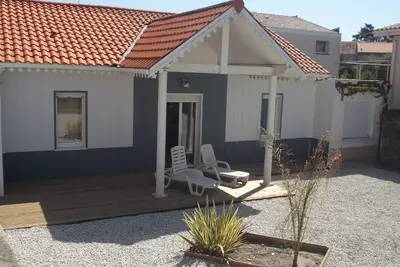 Image de Maison mitoyenne avec jardin privatif située dans le centre-ville et