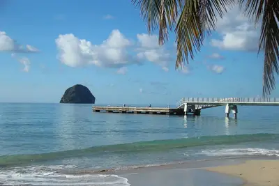 Passez un agréable séjour au Diamant dans un confortable F3 à 100m plage