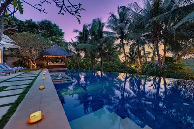 Image de SÉJOUR De Luxe Dans L'Une Des Villas Les Plus Iconiques De Canggu