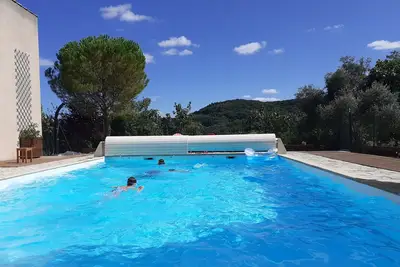Image de Gîte pour 5 personnes, 2 chambres, piscine, nature et tranquillité garantie