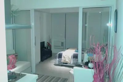 Image de Une unité de belle 1-Br Azure Condo (1409) avec des équipements impressionnants Resort Type