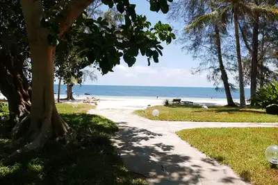 Image de Luxueux Appartement Front De Mer De Deux Chambres À Louer À Malindi