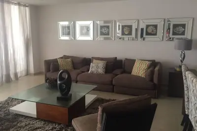 Image de Front Beach Apartament!